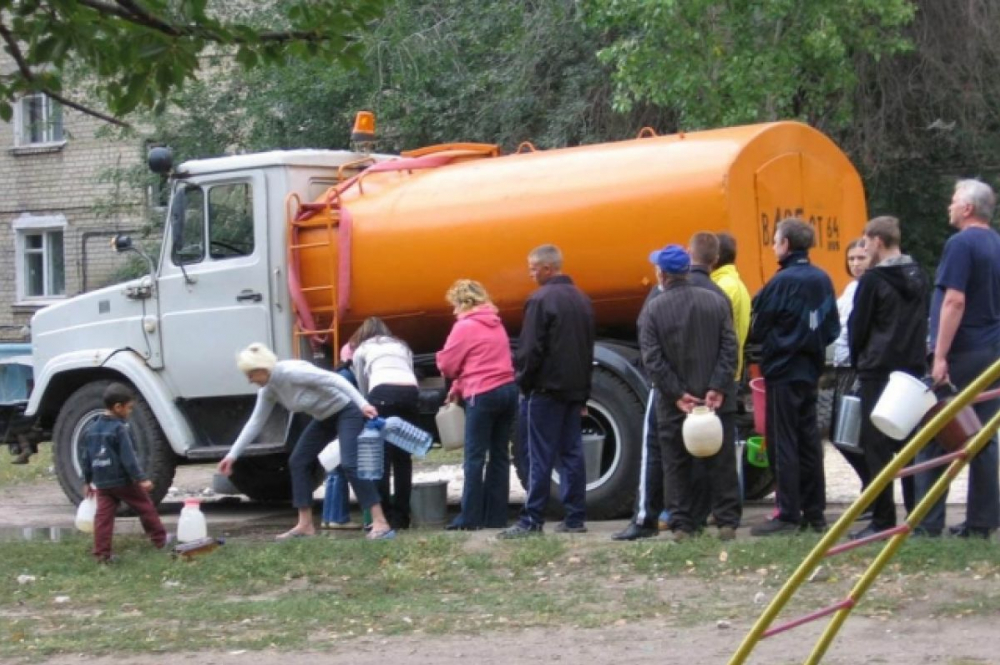 Подвоз воды организуют в Кировском и Ленинском районах Саратова