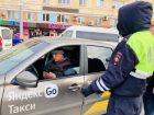 В Саратове проверили соблюдение масочного режима в такси: водители наказаны, пассажиры нет