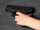 В Саратове 3-летний ребенок взял ружье отца и выстрелил себе в голову