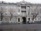 «Им нужно памятник ставить»: пациентка благодарит саратовских врачей за исцеление ее семьи от ковида