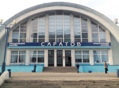 Бассейн «Саратов» отметил 60-летний юбилей: здесь занимался олимпийский чемпион Илья Захаров