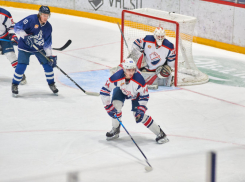 Саратовский «Кристалл» проиграл третий матч подряд команде «Динамо-Алтай»