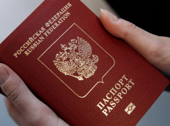 Директор и главбух фирмы в Саратове устроили канал нелегальной миграции