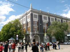 В Саратовской области за последние сутки коронавирусом заразились 253 человека