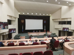 В Саратовской облдуме установили рекорд по длительности заседания 