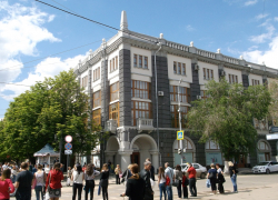 В Саратовской области за сутки ковидом заразились 239 человек: из них 16 детей до 6 лет