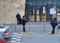 В Саратове эвакуируют торговые центры