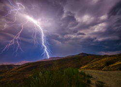 Рыбалка на пруду закончилась гибелью жителя г.Ртищево: в него попала молния