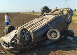 Женщина чудом не получила серьезных травм после ДТП в Саратовской области