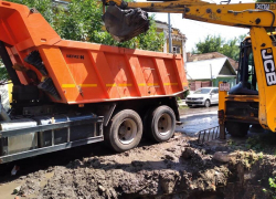 В Саратове укладывают водопровод, который прослужит 50 лет