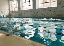 В Энгельсе открылся бассейн, планируется строительство ледовой арены