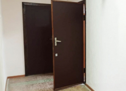 В Саратове рецидивист украл старую дверь и сдал ее в металлолом 