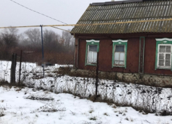 Тело мужчины со множественными ссадинами нашли в Саратовской области
