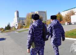 Сотрудники Росгвардии помогли вернуться домой потерявшему память саратовцу