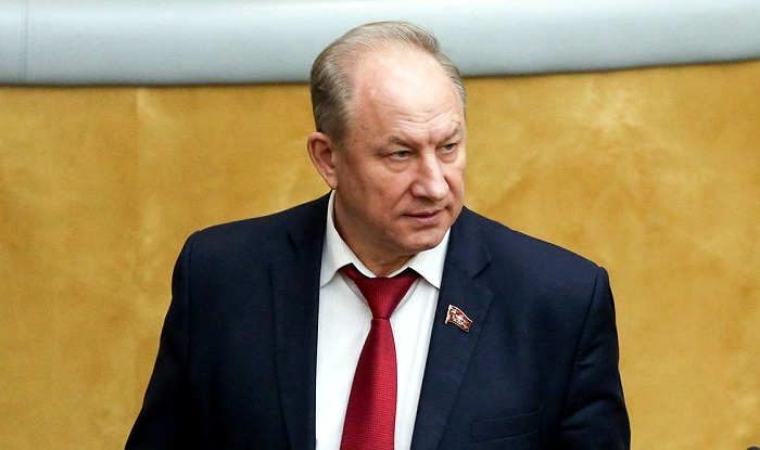 Три года условно получил саратовский депутат Госдумы Рашкин за незаконную охоту на лося