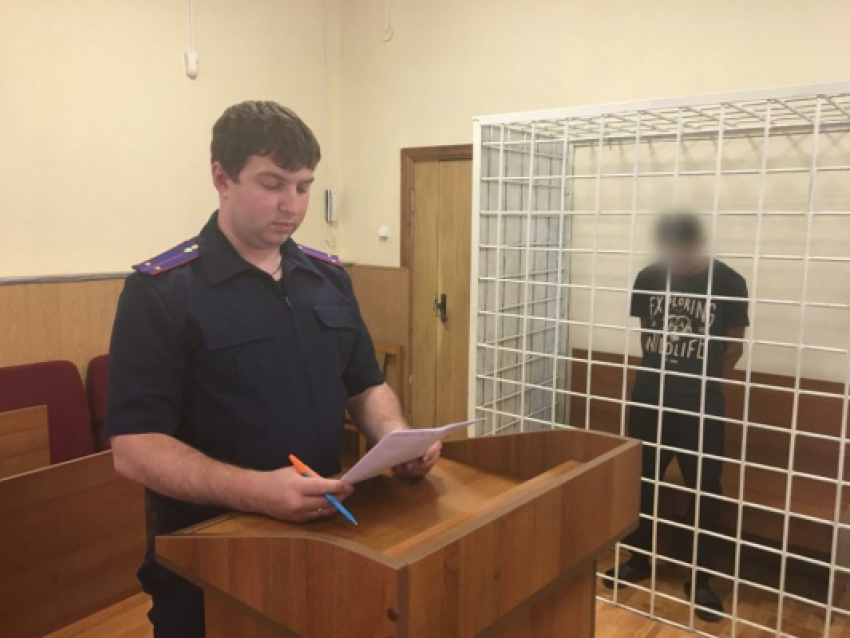 Житель Саратовской области получил 6 лет за изнасилование прохожей