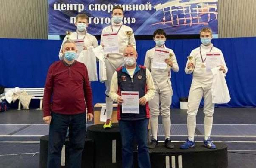 Саратовские саблисты завоевали медали Всероссийского турнира
