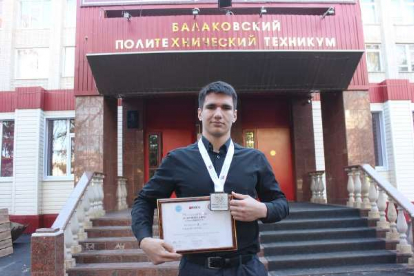 Балаковский студент стал призером чемпионата Европы по кикбоксингу