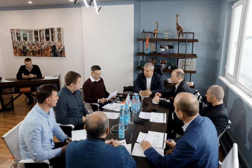 Роман Путин в Саратове провел заседание Совета директоров ГК «СОЮЗНЕФТЬ»