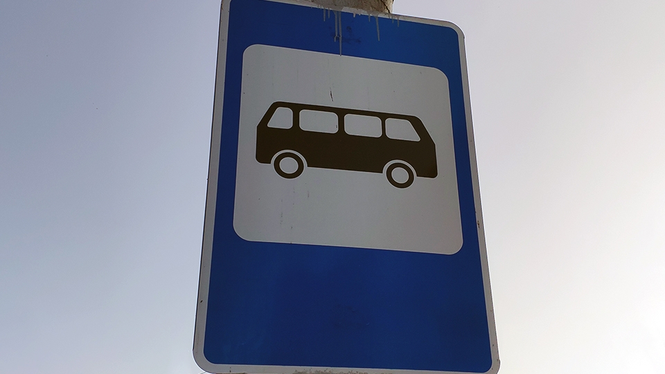Шесть автобусных маршрутов временно изменили в Саратове